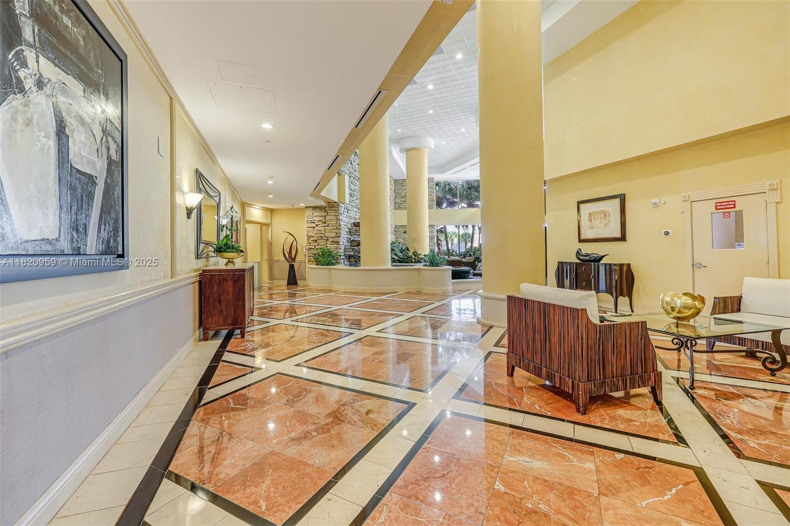 20281 E Country Club Dr 1412 photo 4