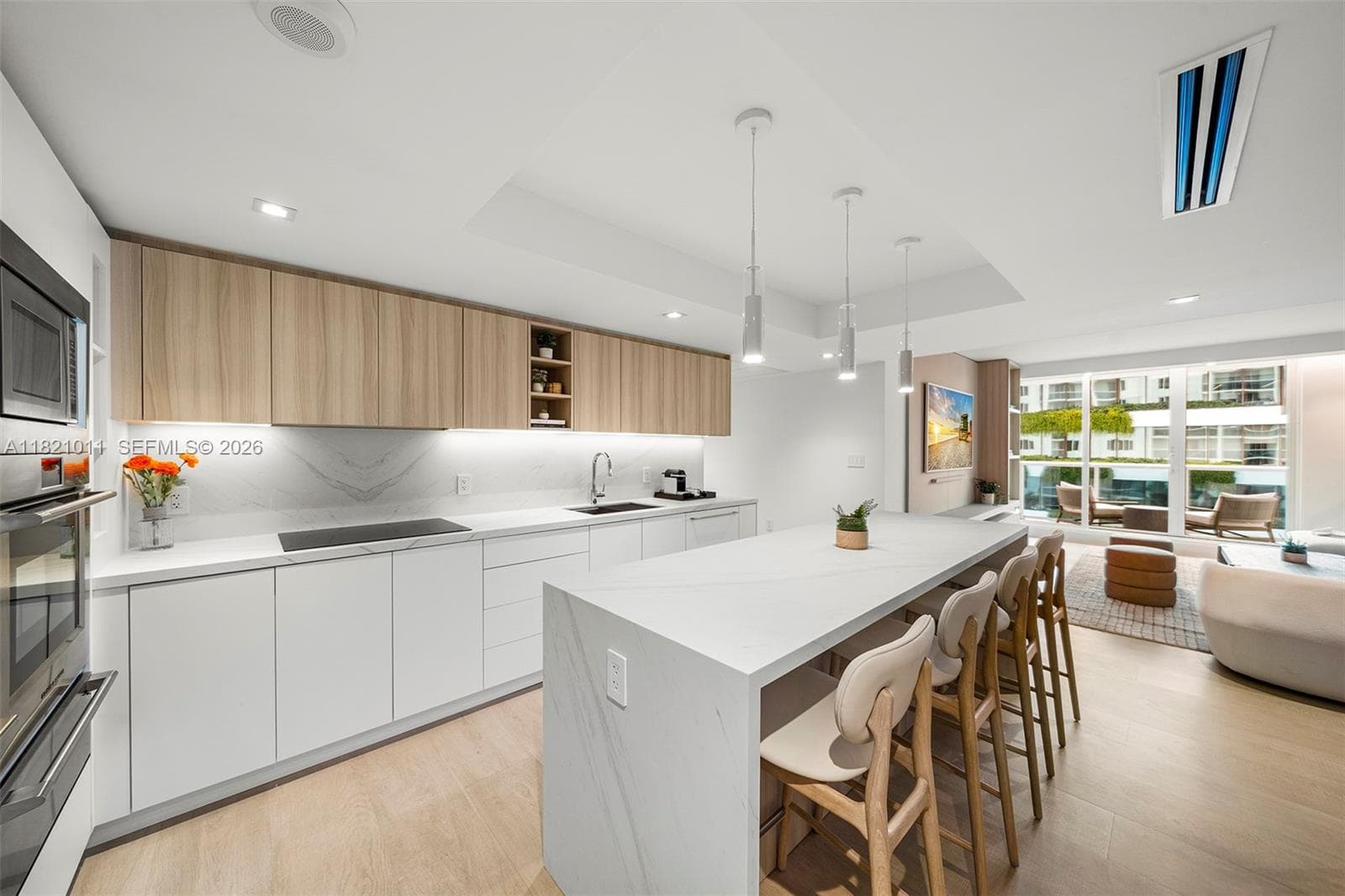 2301 Collins Ave 630 photo 20