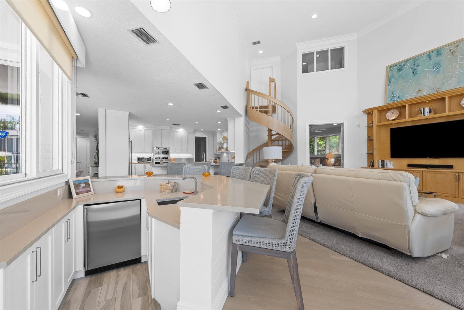 396 E Coconut Palm Road photo 23