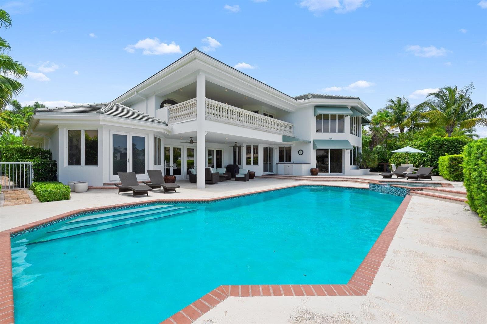 396 E Coconut Palm Road photo 4