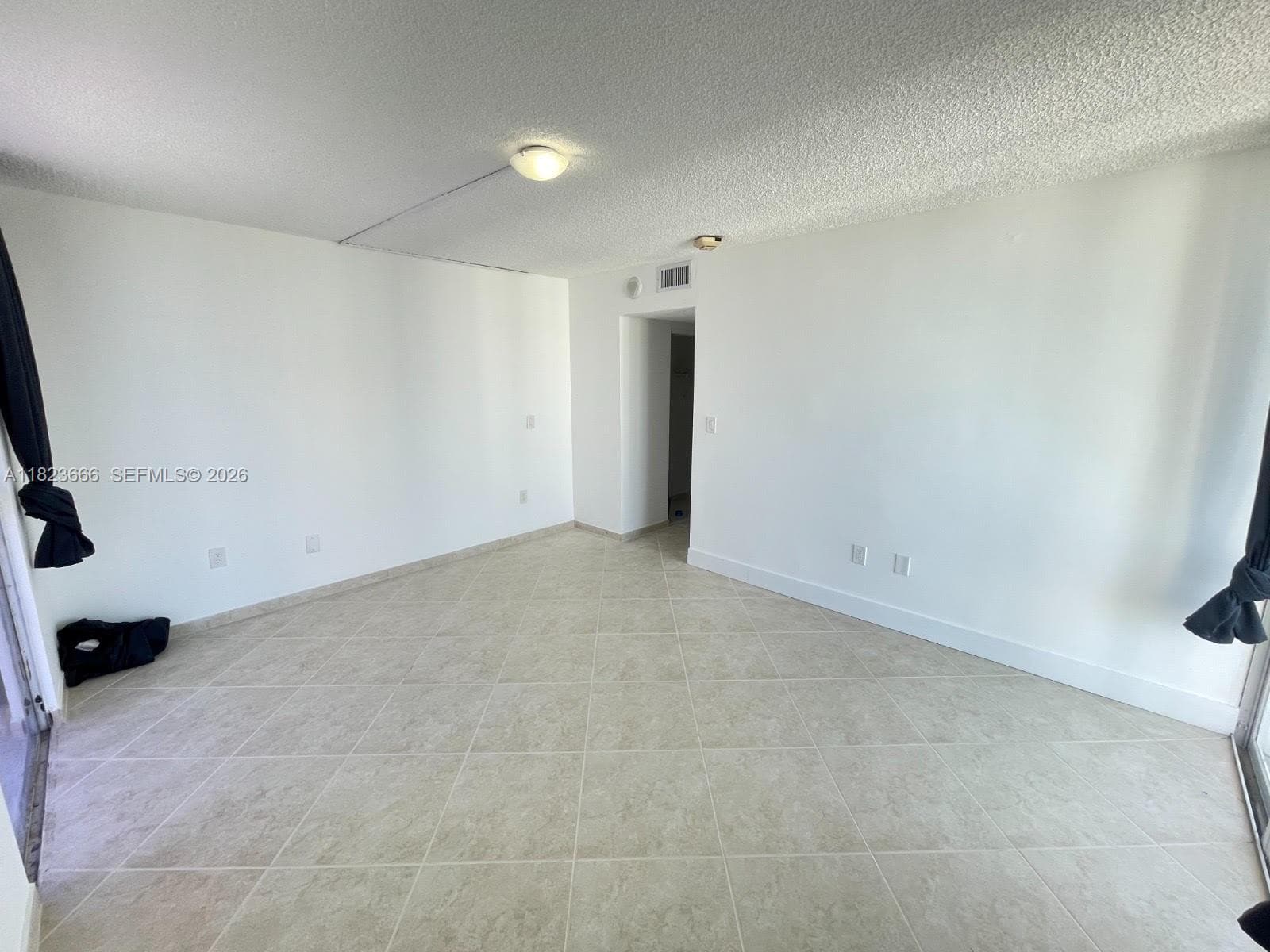 3731 N Country Club Dr 2023 photo 22