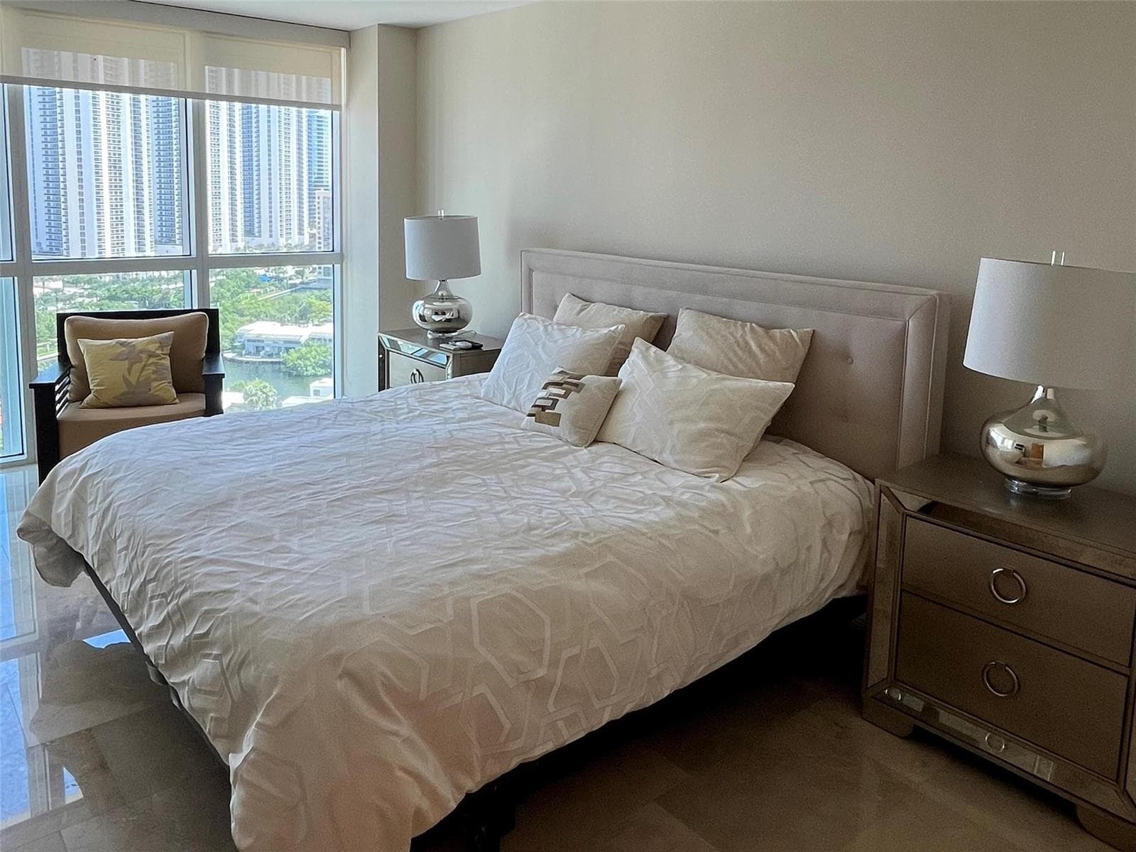 16500 Collins Avenue 2052 photo 17