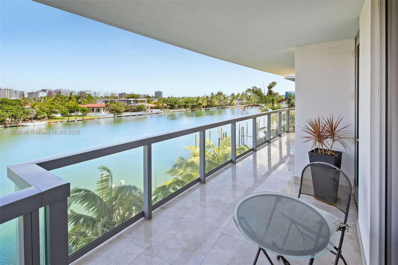 9261 E Bay Harbor Dr 404 photo 17