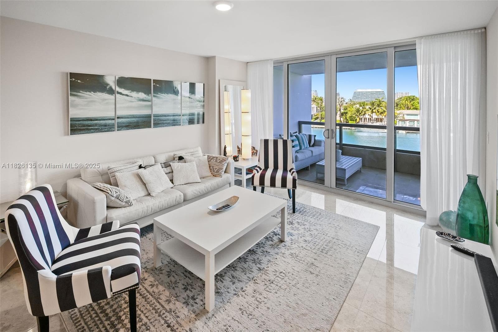9261 E Bay Harbor Dr 404 photo 9
