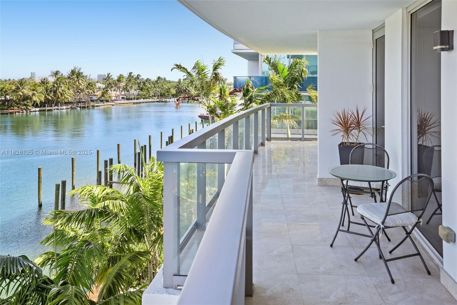 9261 E Bay Harbor Dr 404 photo 14