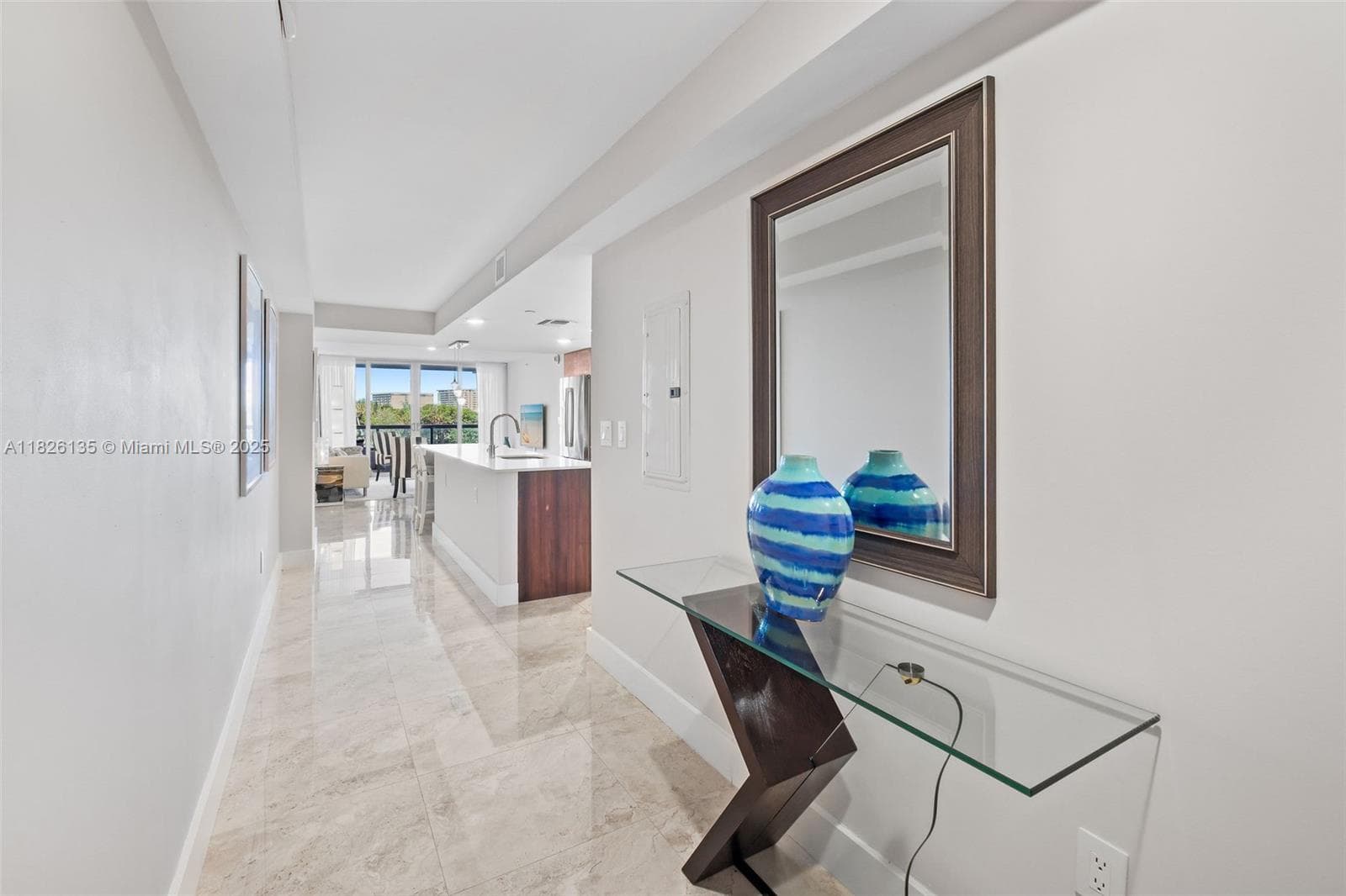 9261 E Bay Harbor Dr 404 photo 8