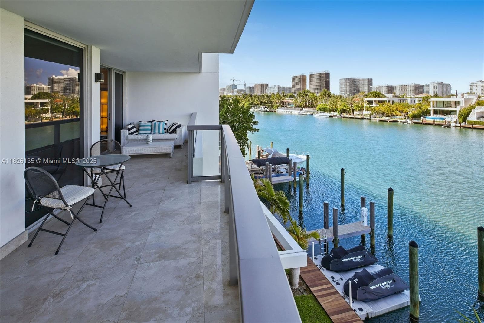 9261 E Bay Harbor Dr 404 photo 21