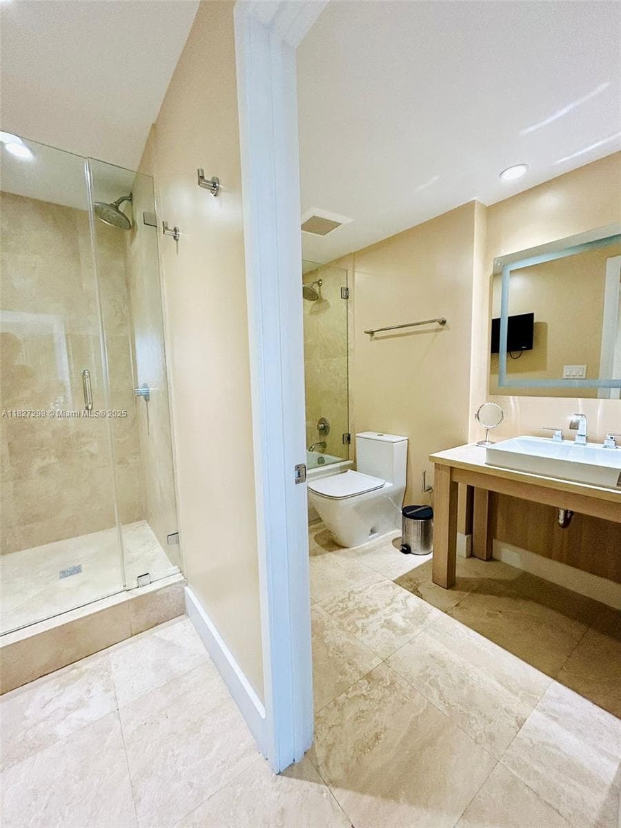 100 Lincoln Rd 1429 photo 9