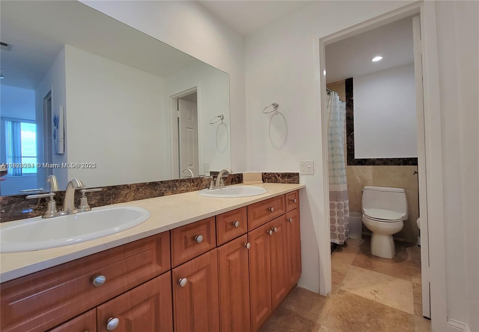 3505 S Ocean Dr 320 photo 14
