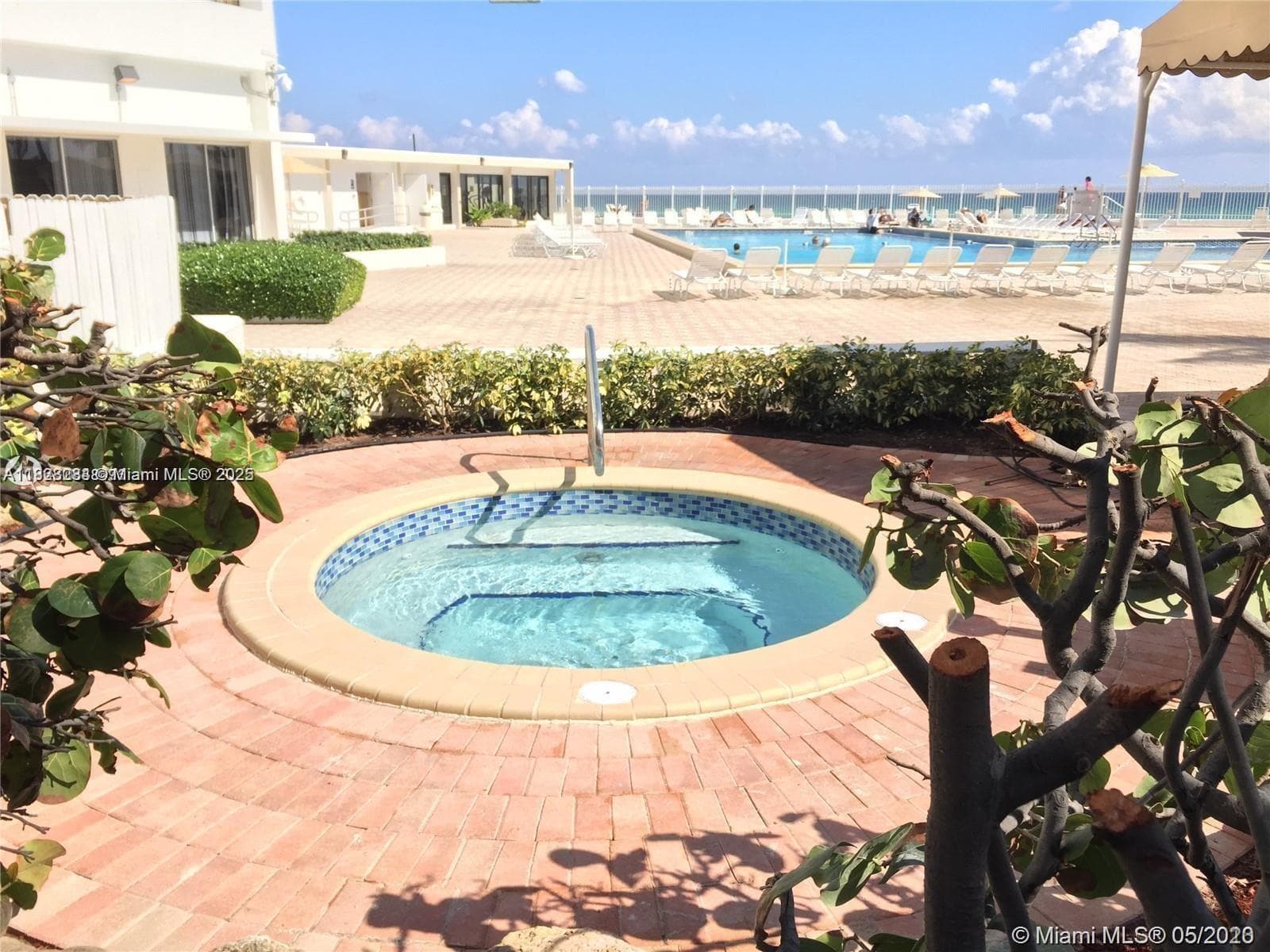 3505 S Ocean Dr 320 photo 21