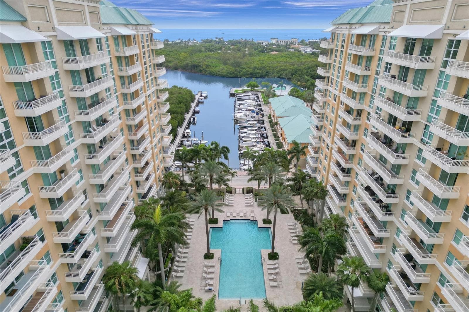 700 E Boynton Beach Boulevard 406 photo 1