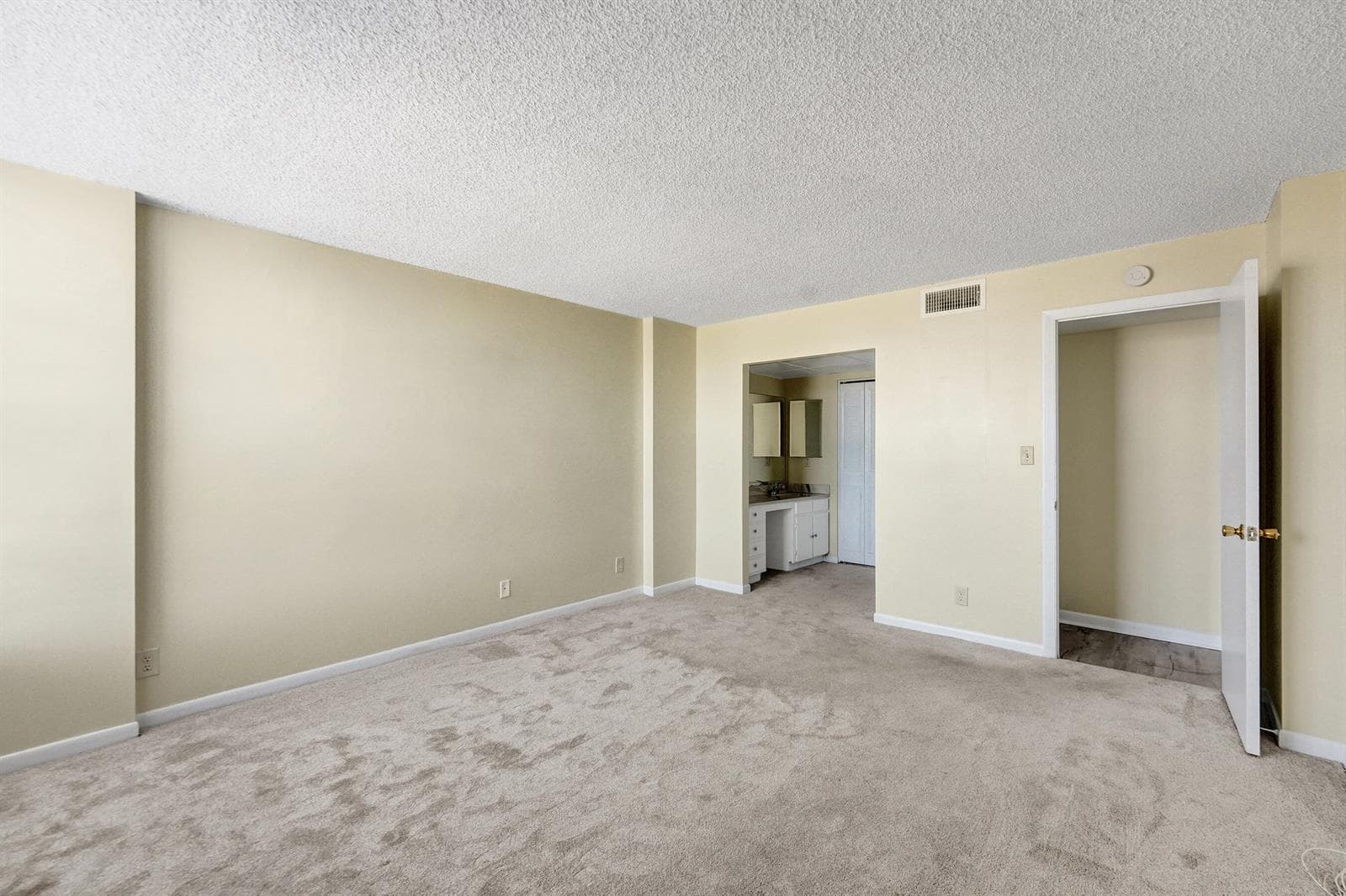 12 Royal Palm Way 6020 photo 17