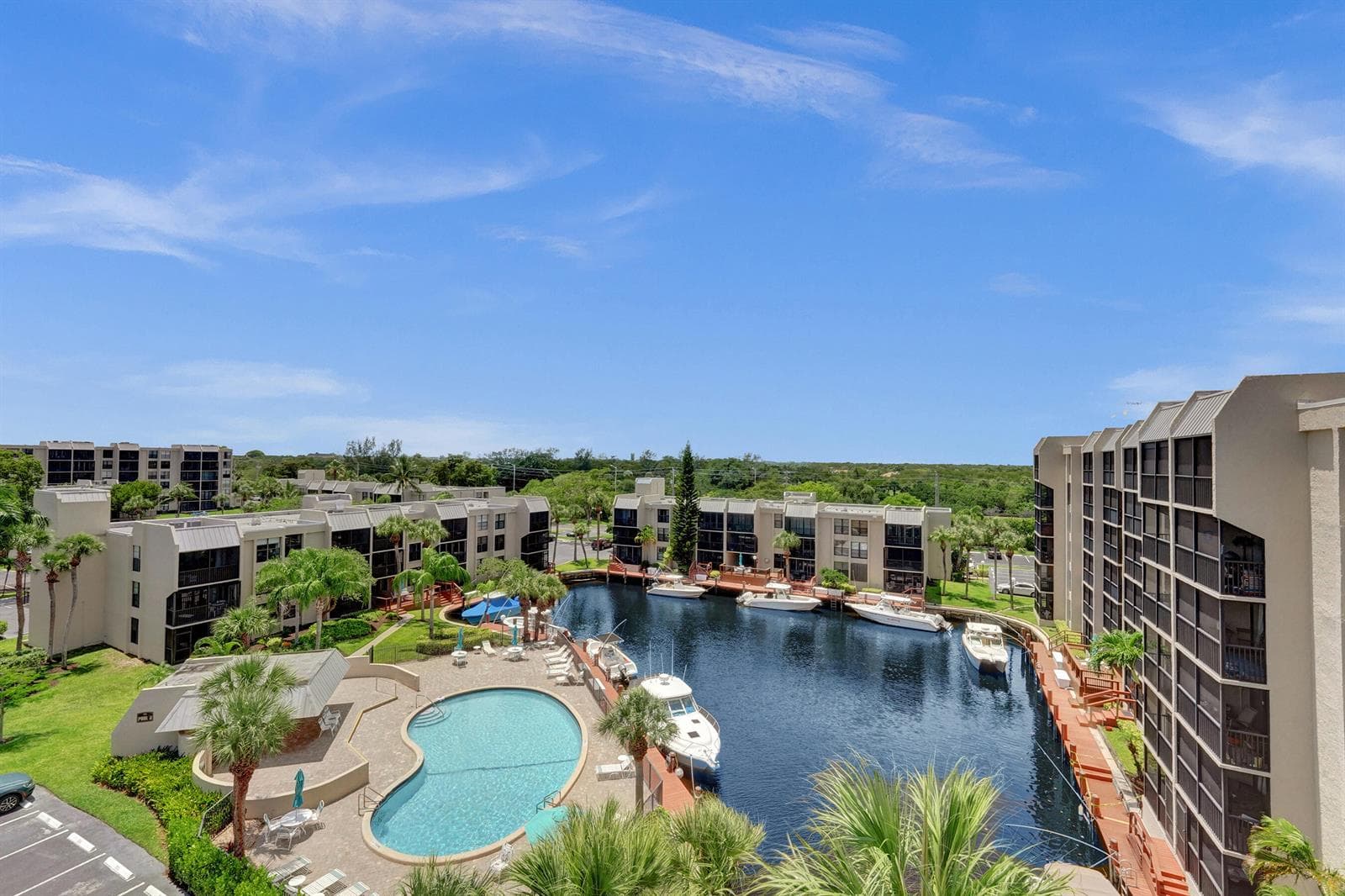 12 Royal Palm Way 6020 photo 1