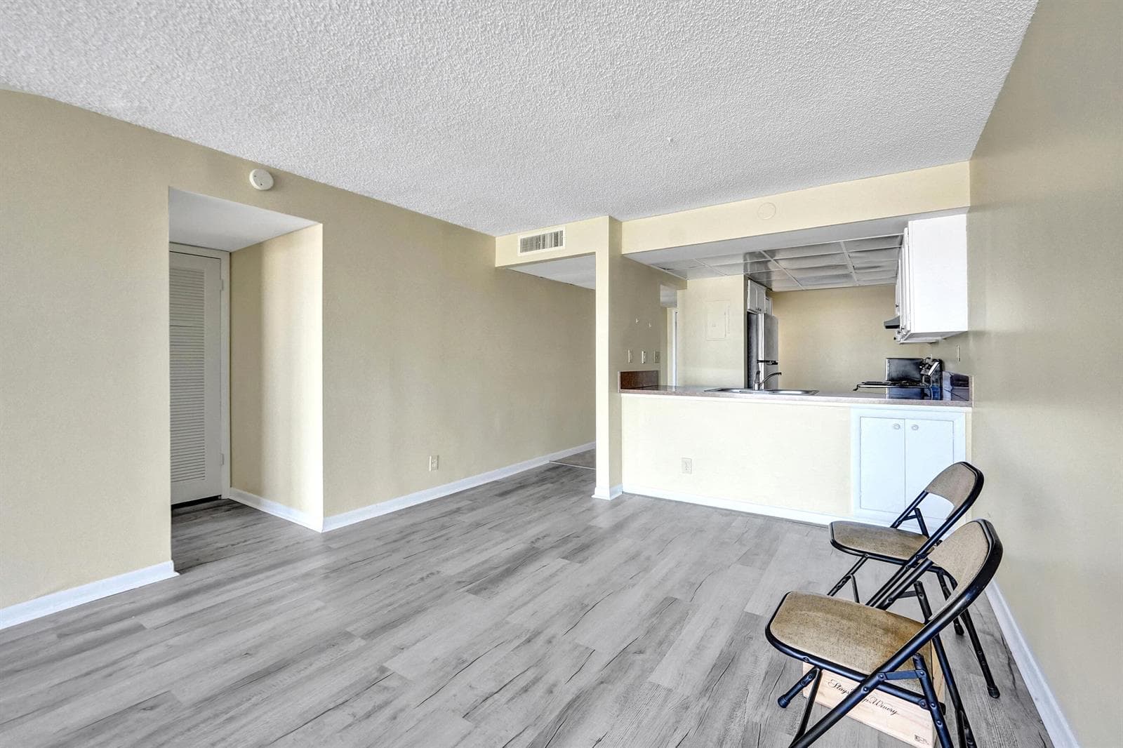 12 Royal Palm Way 6020 photo 9