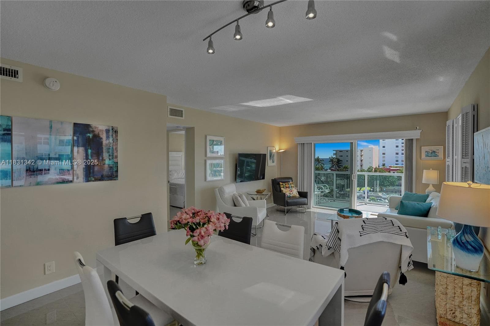 1620 N Ocean Blvd 510 photo 19