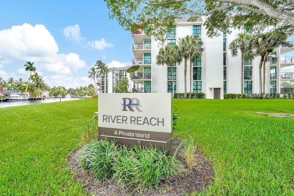 900 River Reach Drive 214 photo 23