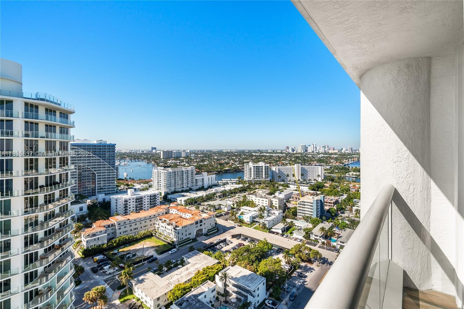 551 N Fort Lauderdale Beach Blvd R2205 photo 8