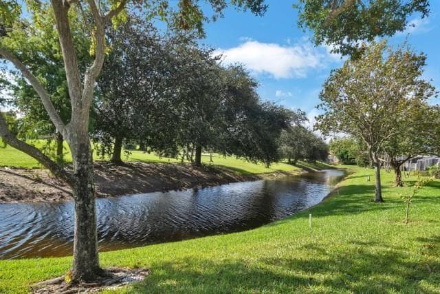 676 W Palm Aire Drive photo 8