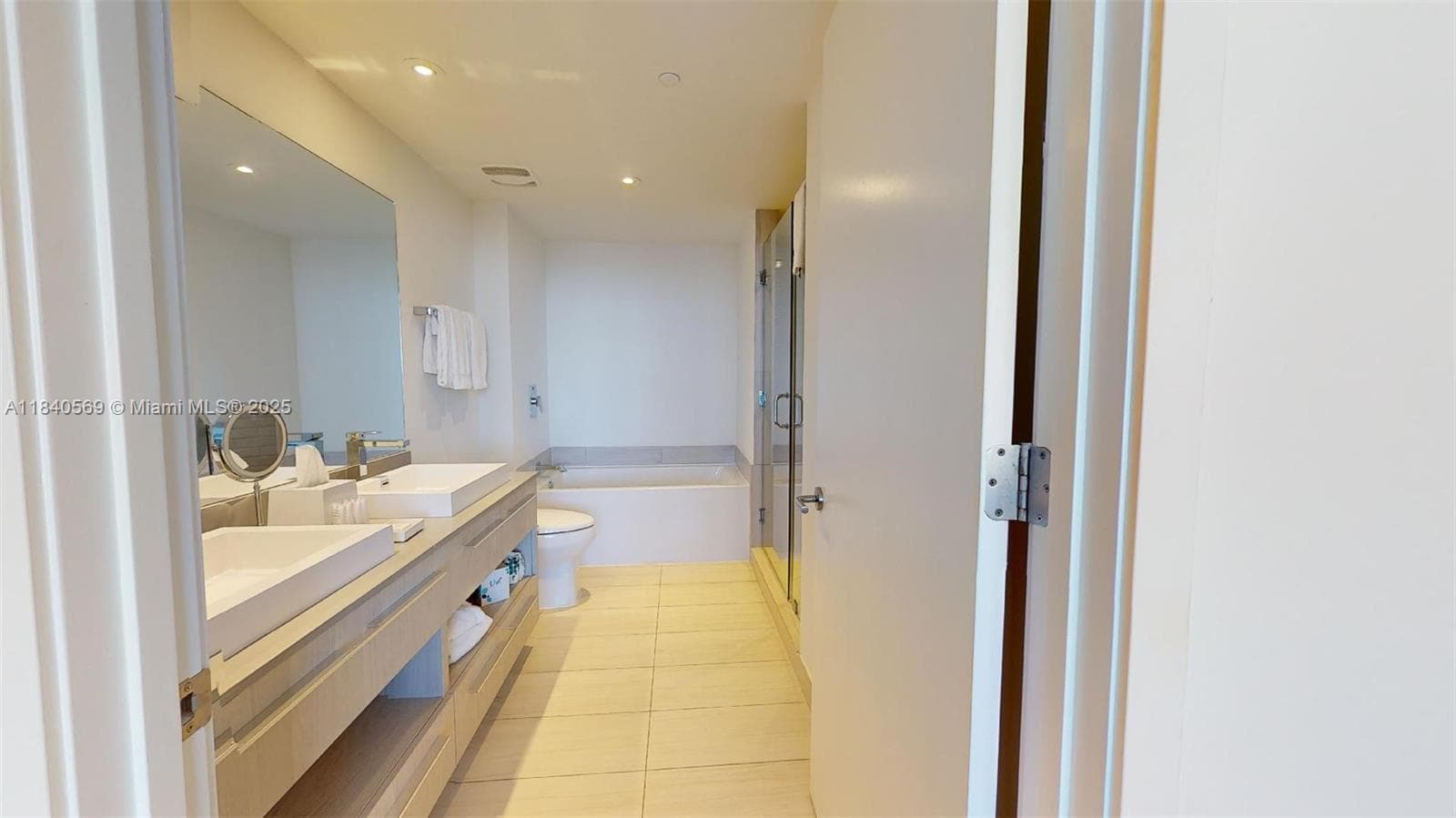 4010 S Ocean Dr T3802 photo 21