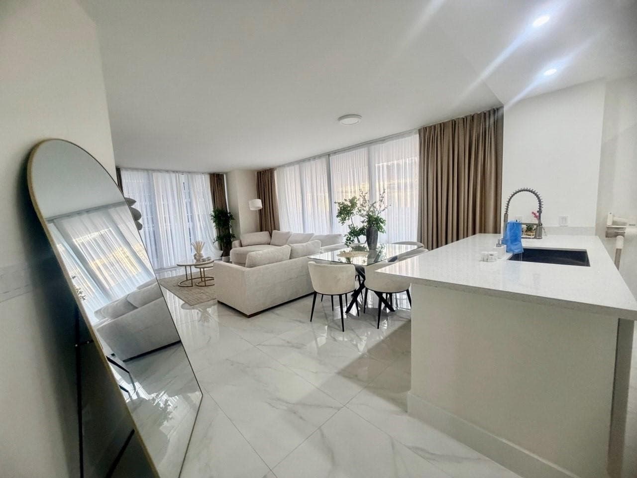 1830 S Ocean Drive 2406 photo 10