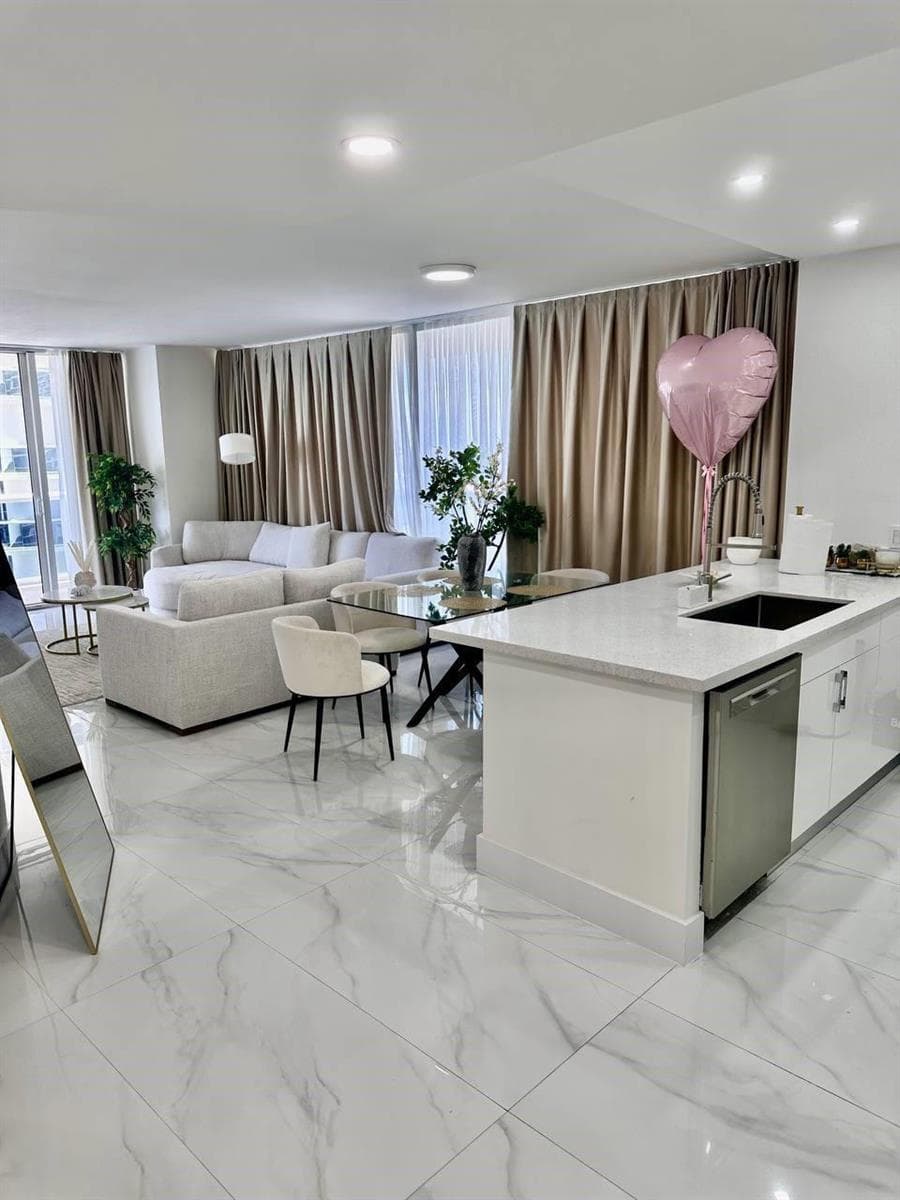 1830 S Ocean Drive 2406 photo 15