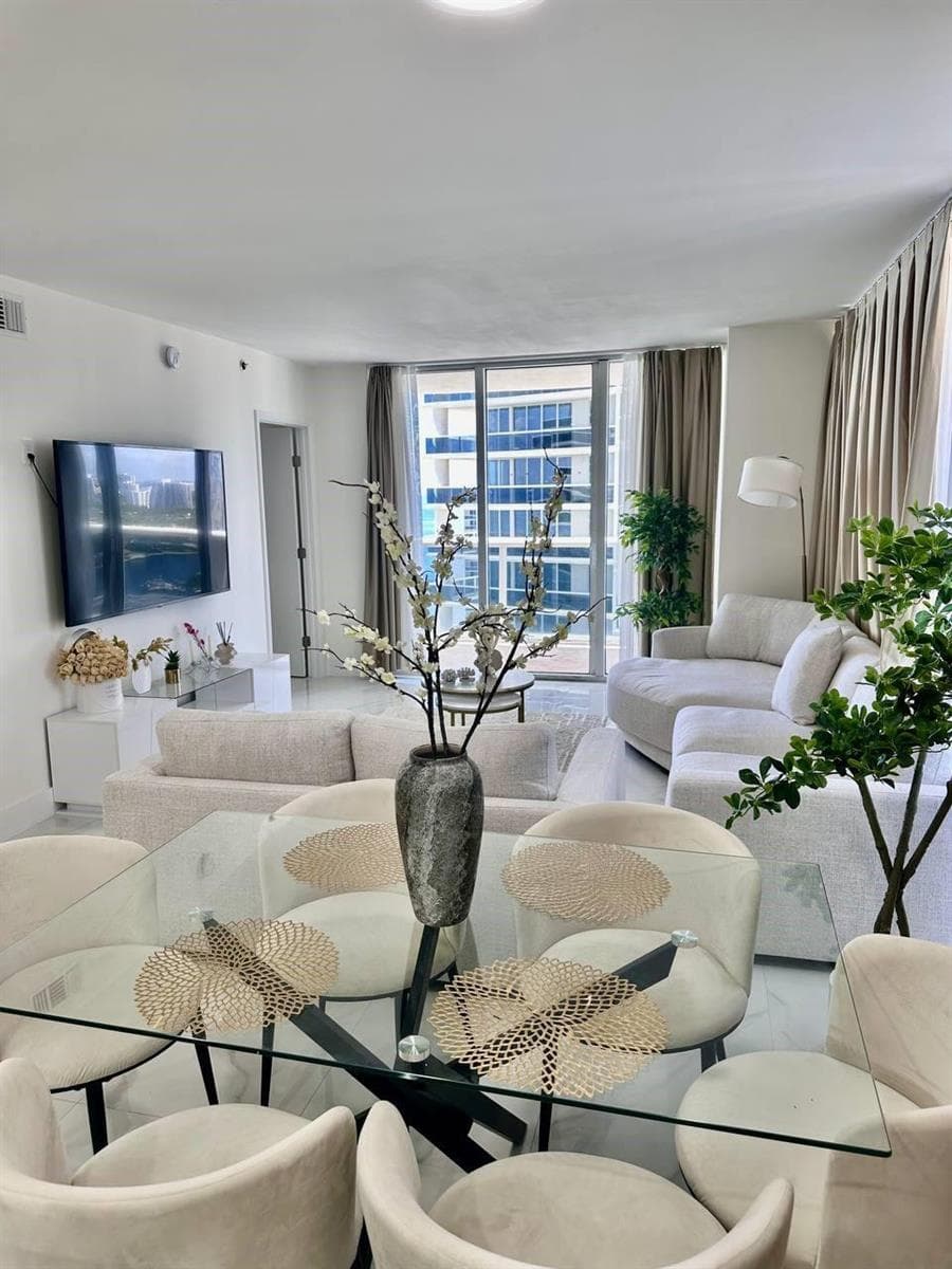 1830 S Ocean Drive 2406 photo 21