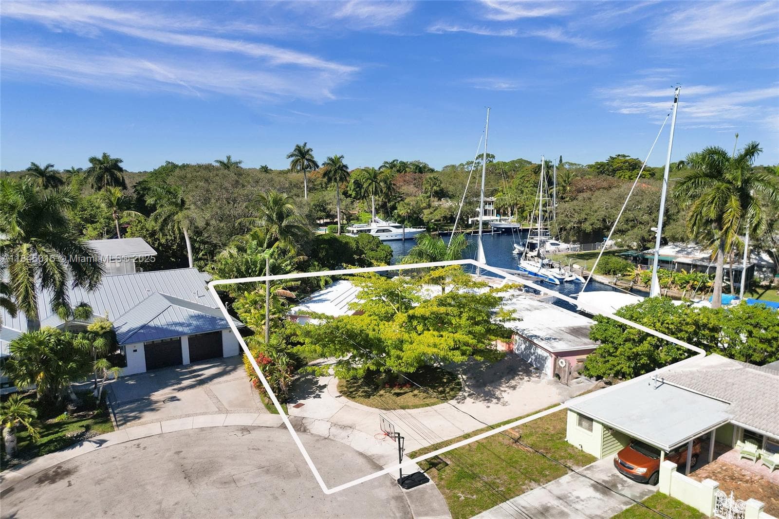 1321 Mandarin Isle photo 5