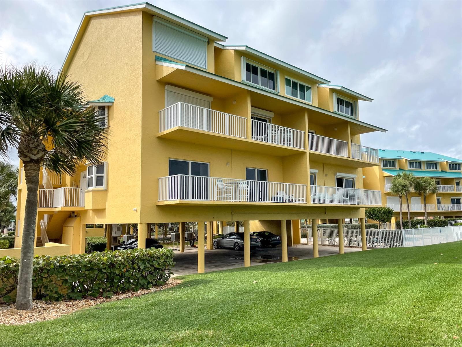 1550 S Ocean Drive 19 photo 22