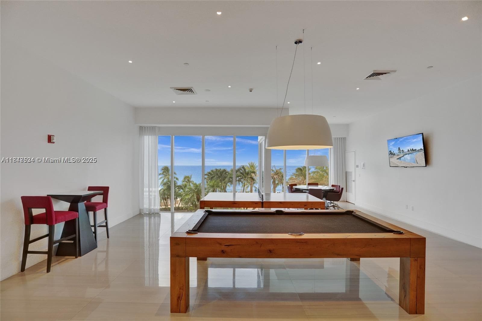 19111 Collins Ave 704 photo 22