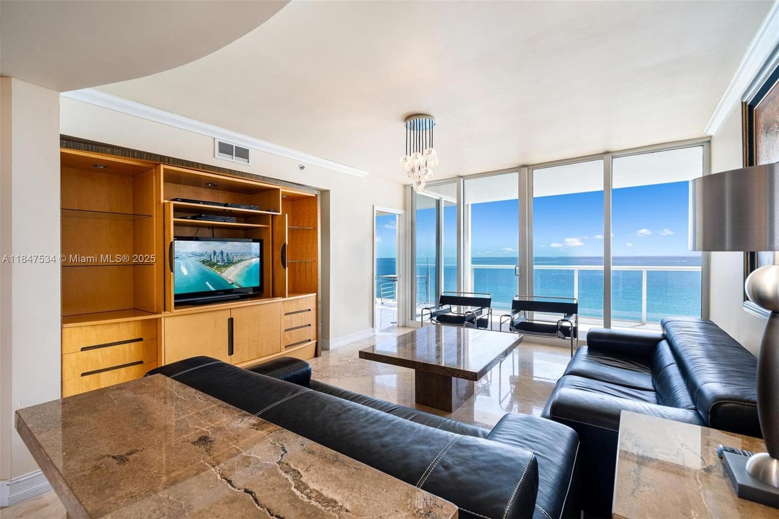 19111 Collins Ave 704 photo 4