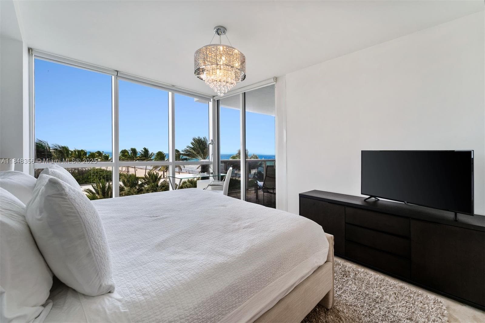 18201 Collins Ave 604 photo 17