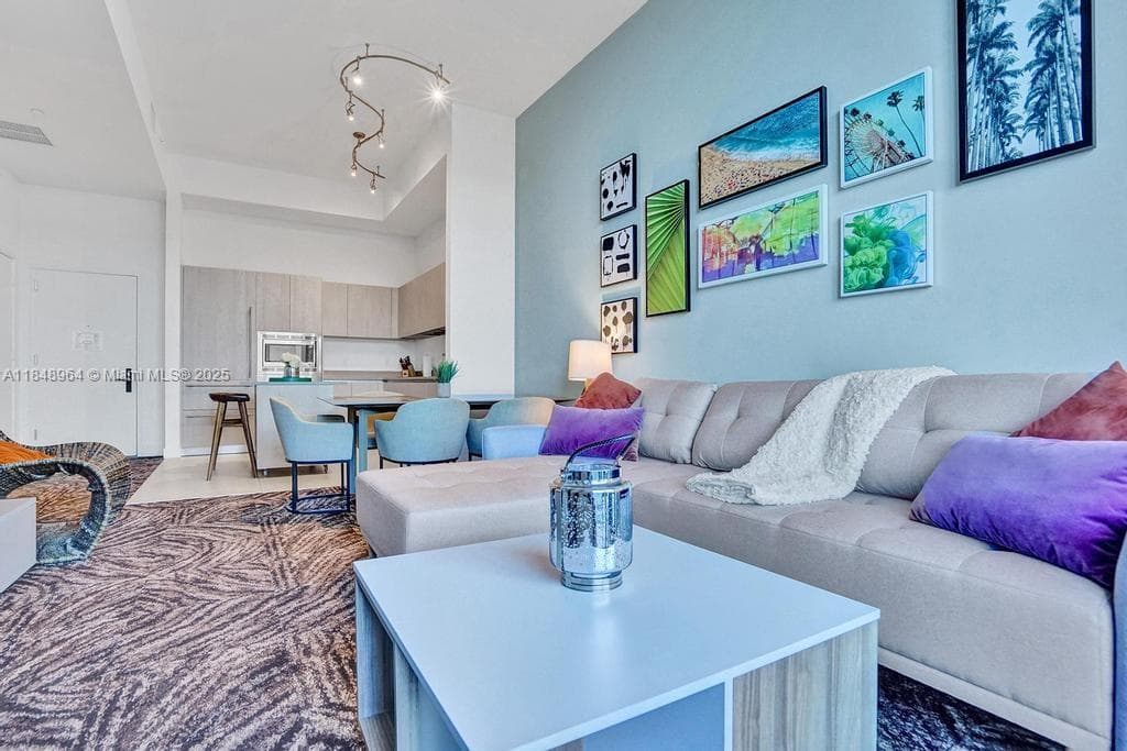 4111 S Ocean Drive 304 photo 7