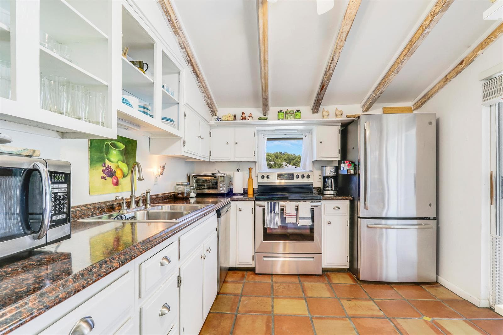 1329 Chippewa Street photo 2