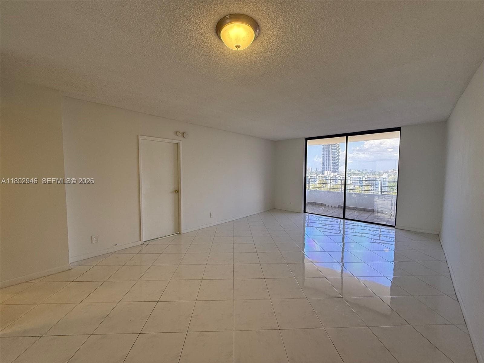 500 Three Islands Blvd 715 photo 5