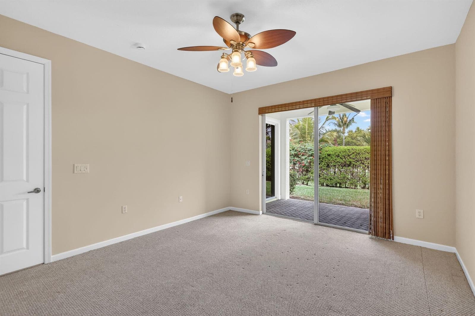 906 Mariner Bay Boulevard photo 16