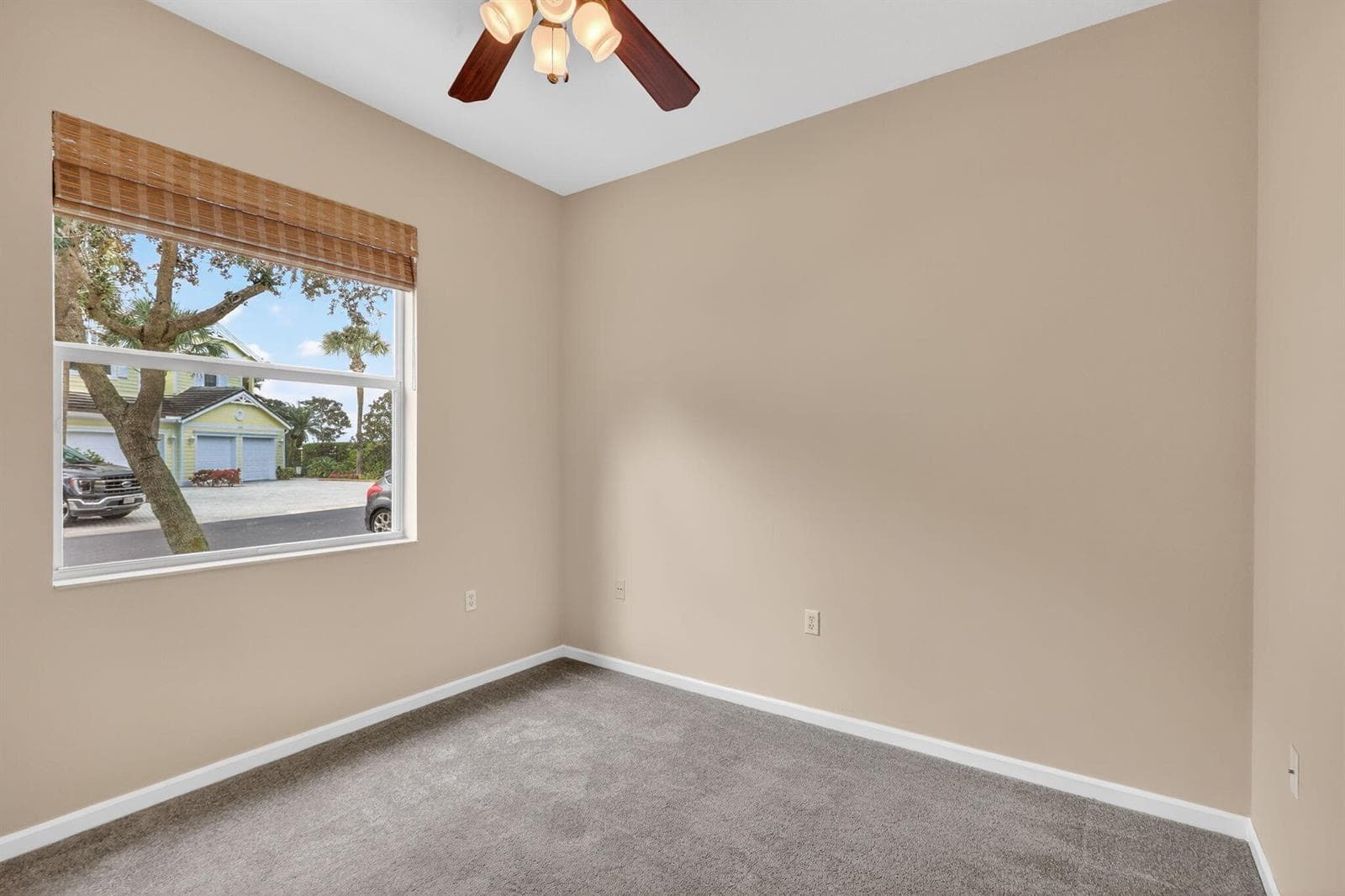906 Mariner Bay Boulevard photo 24
