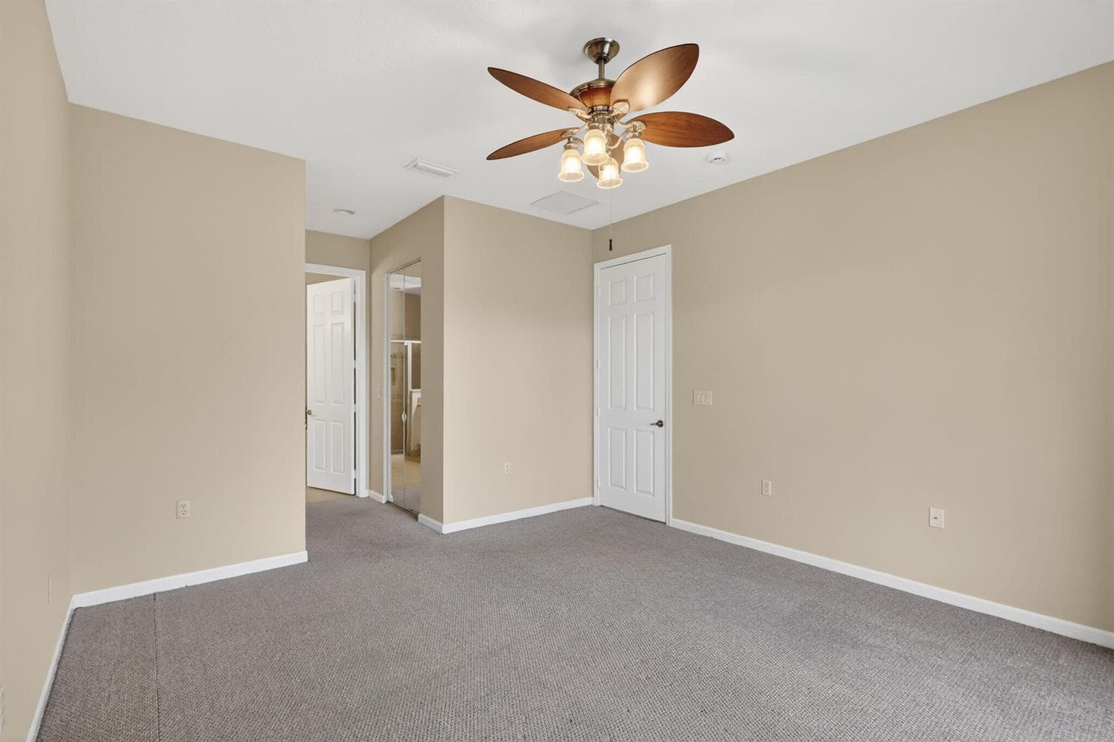 906 Mariner Bay Boulevard photo 15