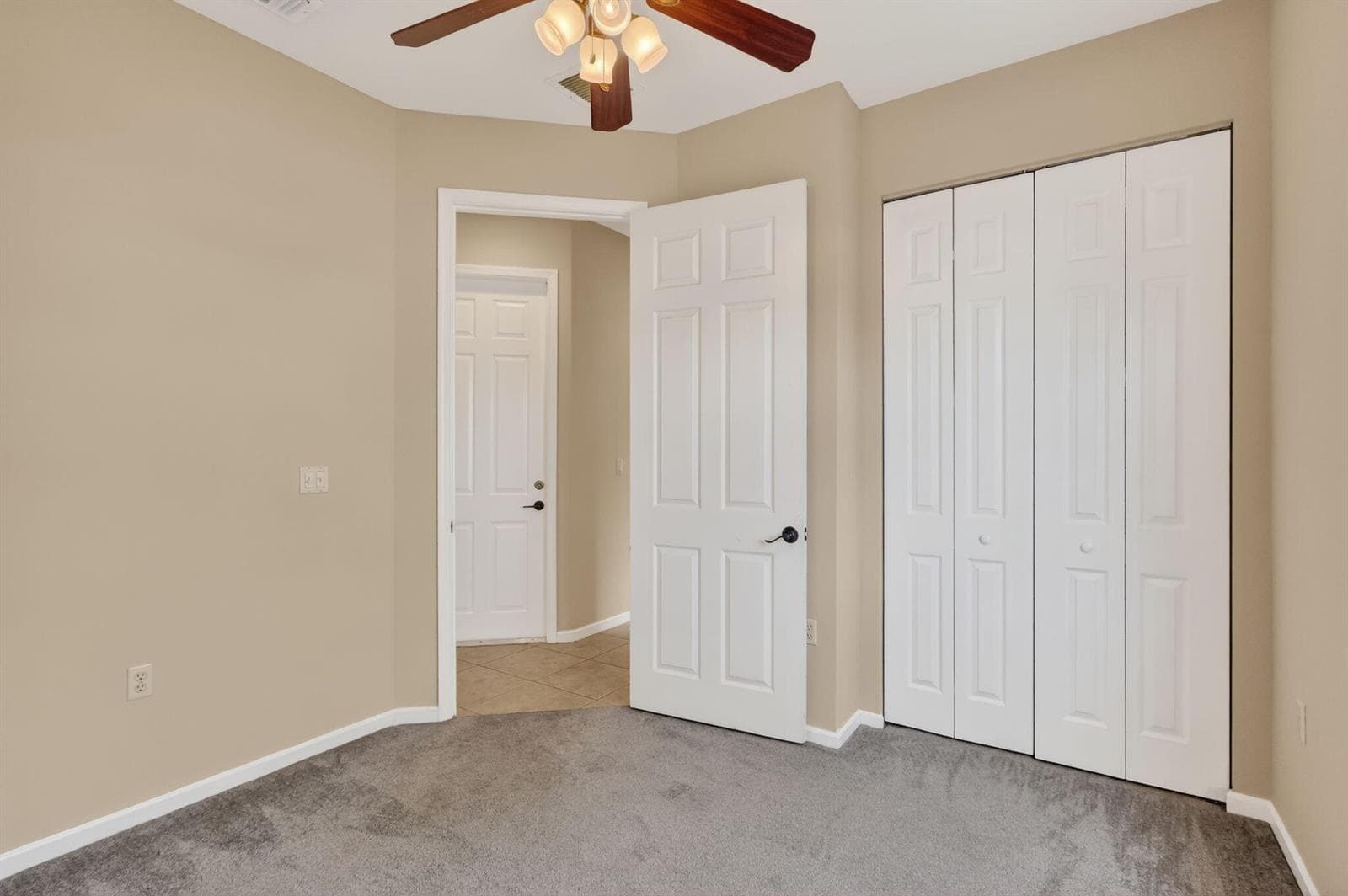 906 Mariner Bay Boulevard photo 25