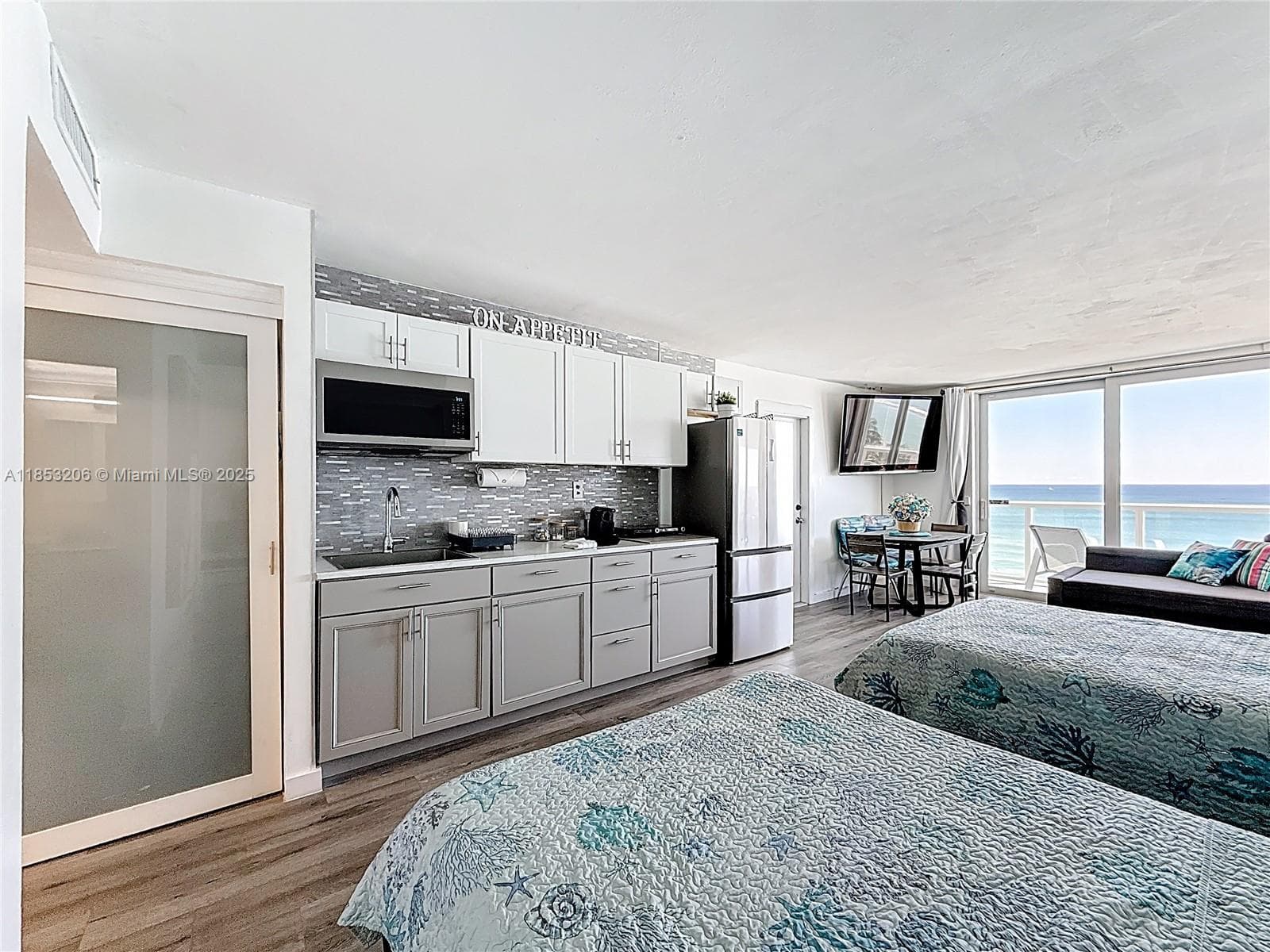 19201 Collins Ave 610 photo 13
