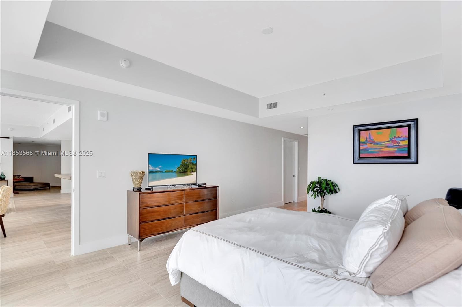 525 N Fort Lauderdale Beach Blvd 802 photo 23