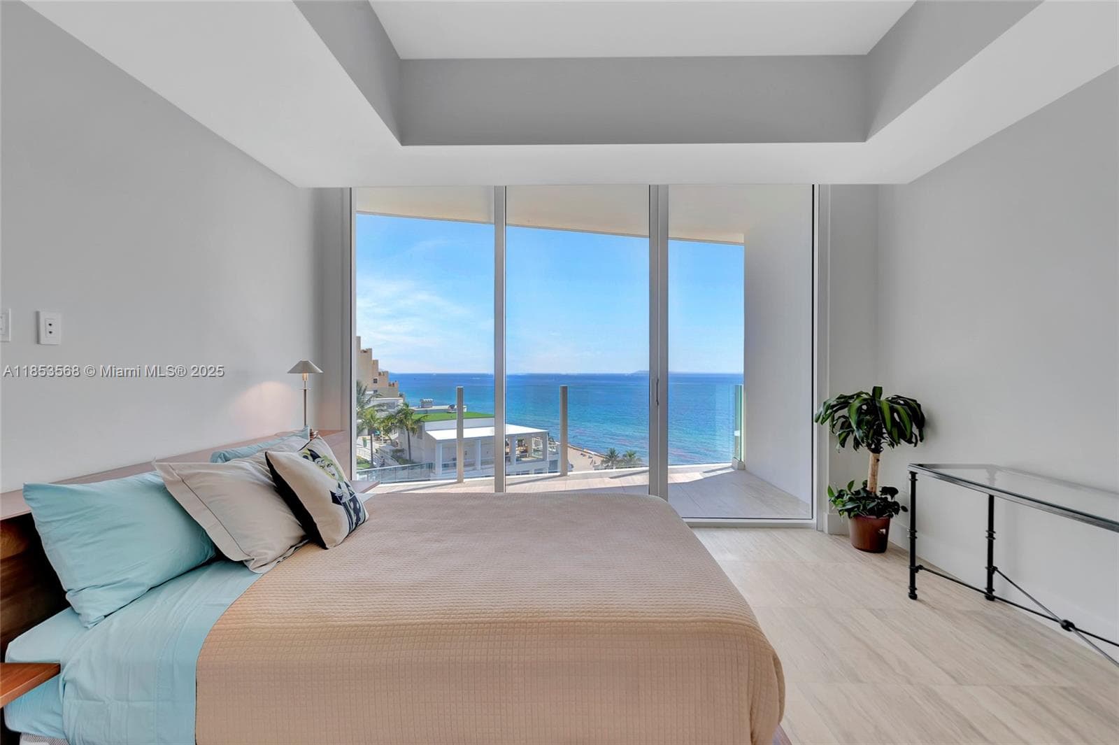 525 N Fort Lauderdale Beach Blvd 802 photo 19