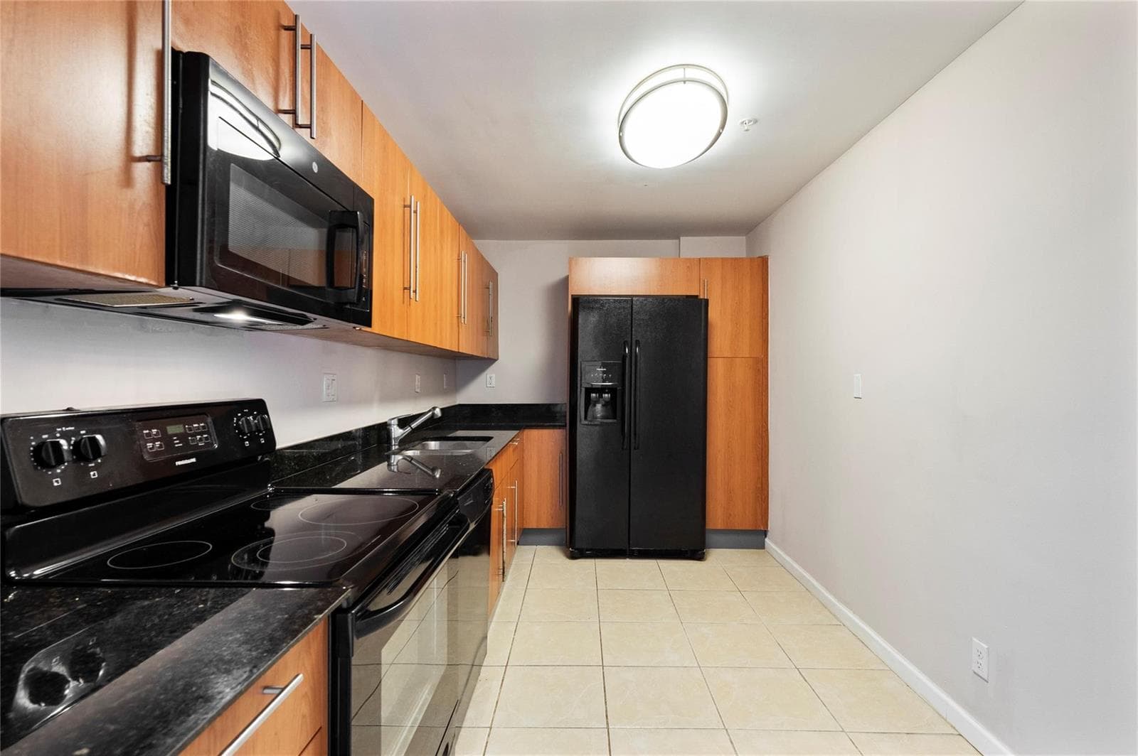 3001 S Ocean Drive 333 photo 23