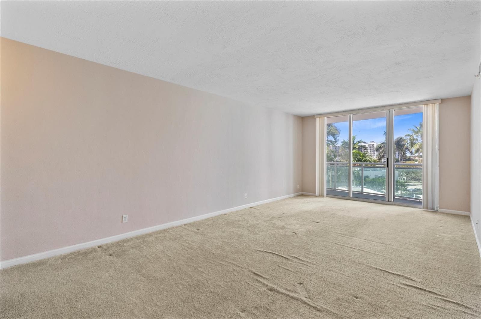 3001 S Ocean Drive 333 photo 18