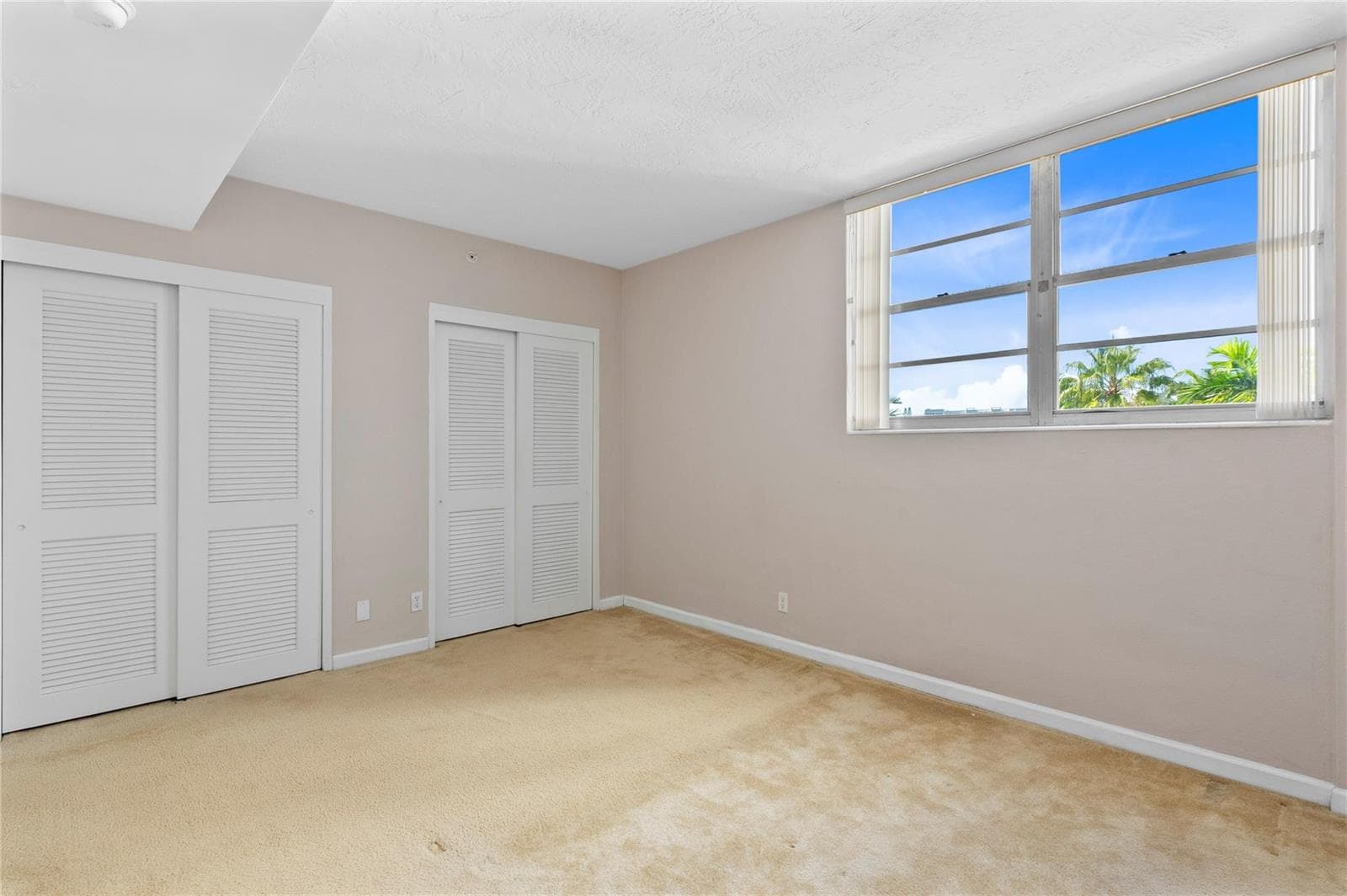 3001 S Ocean Drive 333 photo 15