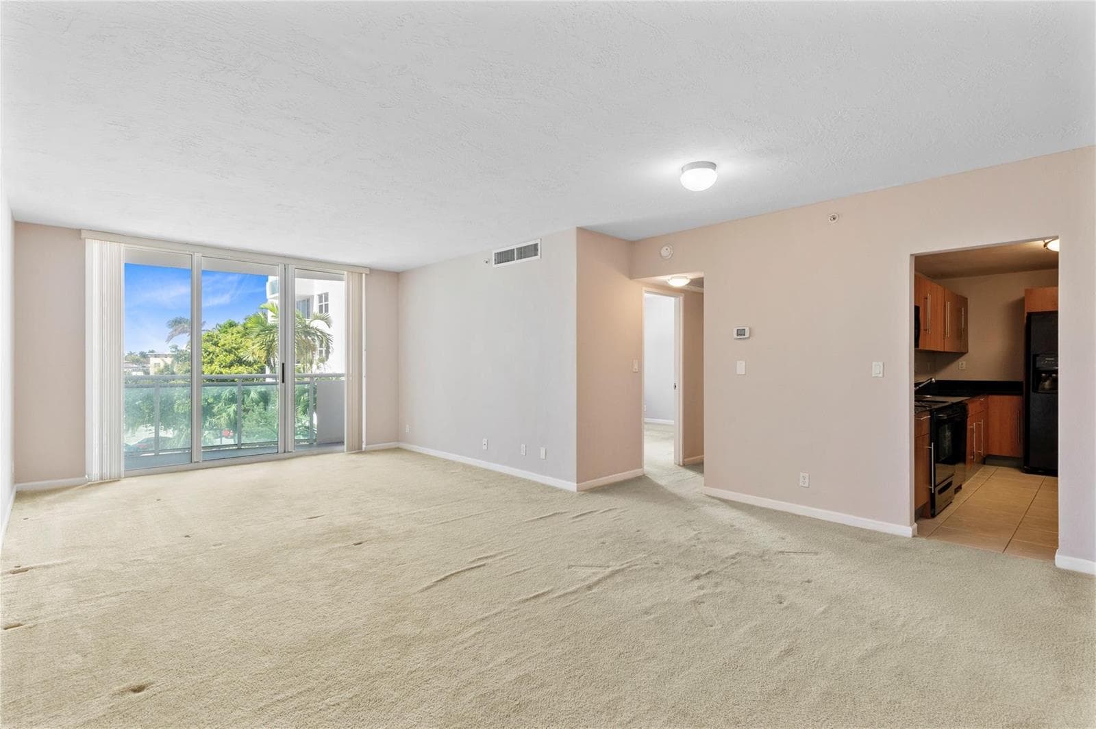 3001 S Ocean Drive 333 photo 19