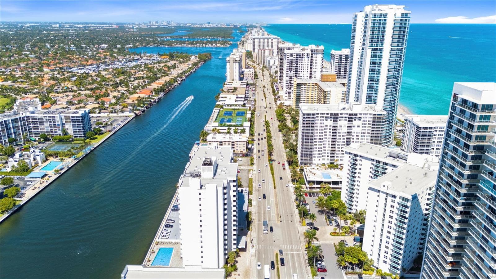 3001 S Ocean Drive 333 photo 4