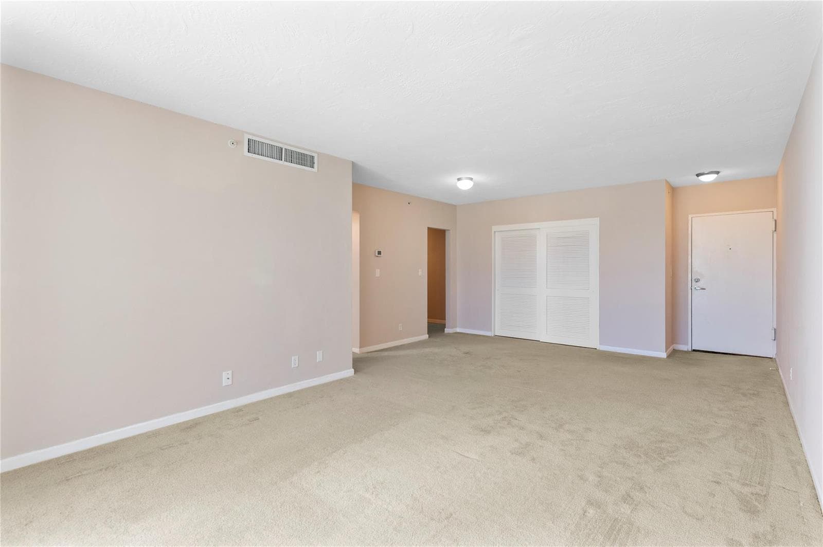 3001 S Ocean Drive 333 photo 21