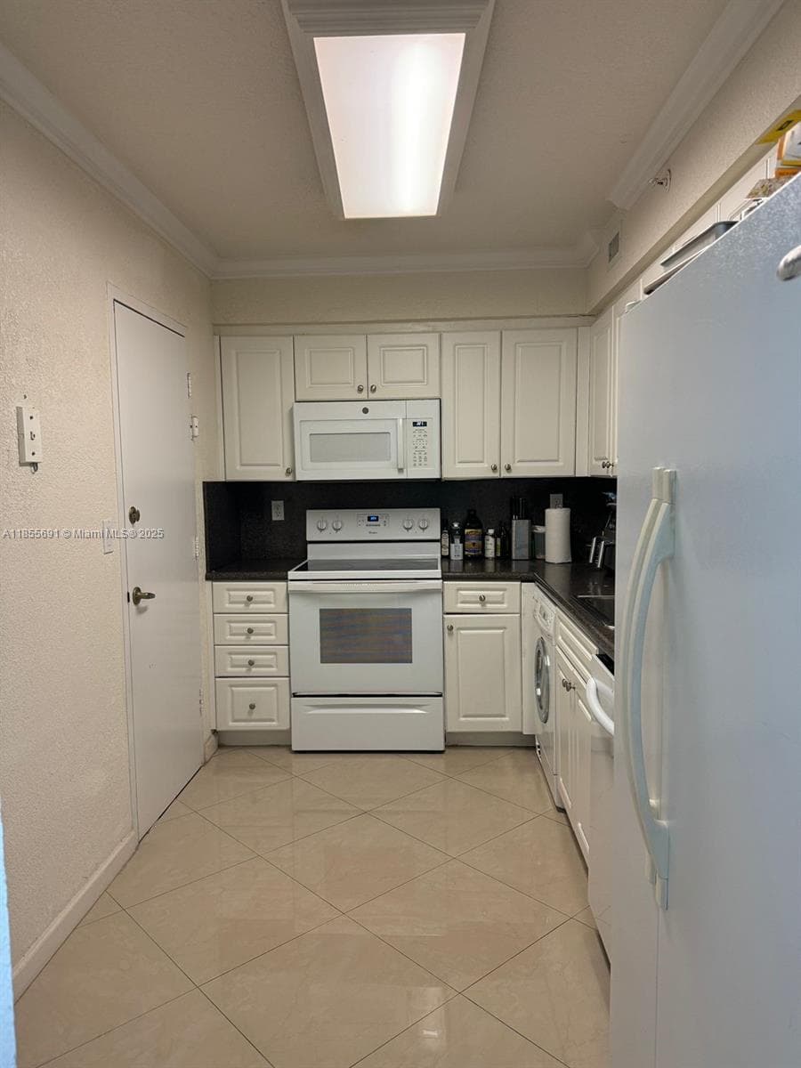 2501 S Ocean Dr 1538 photo 3