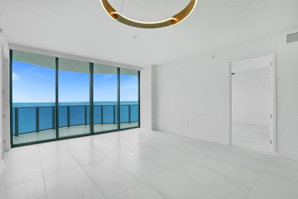 900 N Ocean Boulevard 1405 photo 12