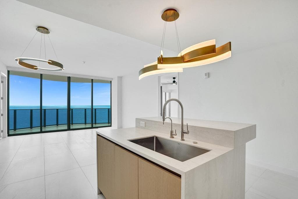900 N Ocean Boulevard 1405 photo 9